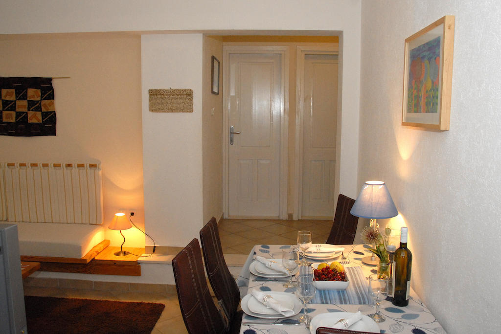Apartments Natura Makarska Oda fotoğraf